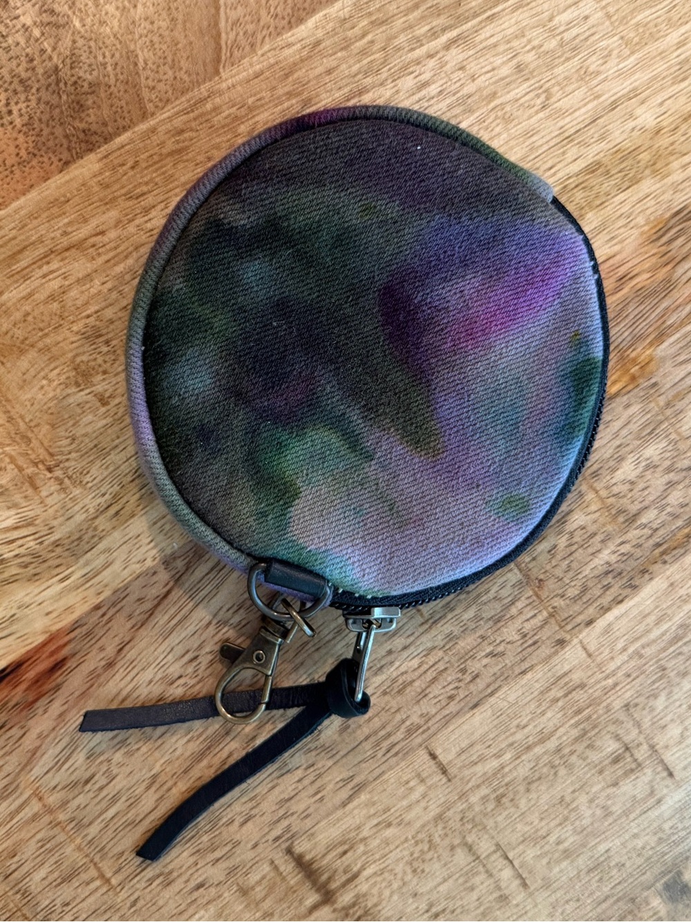 Nena & Co Round Tie-Dye Canvas Coin Pouch - Green & Purple - Picture 2 of 5
